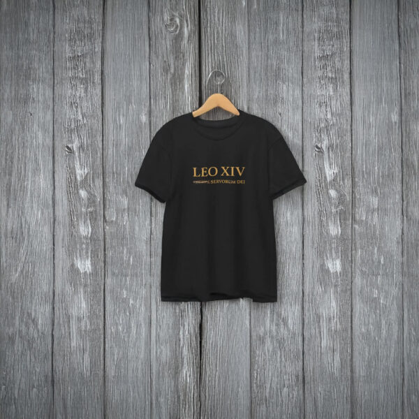 Pope Leo XIV Servus Servorum Dei T-Shirt